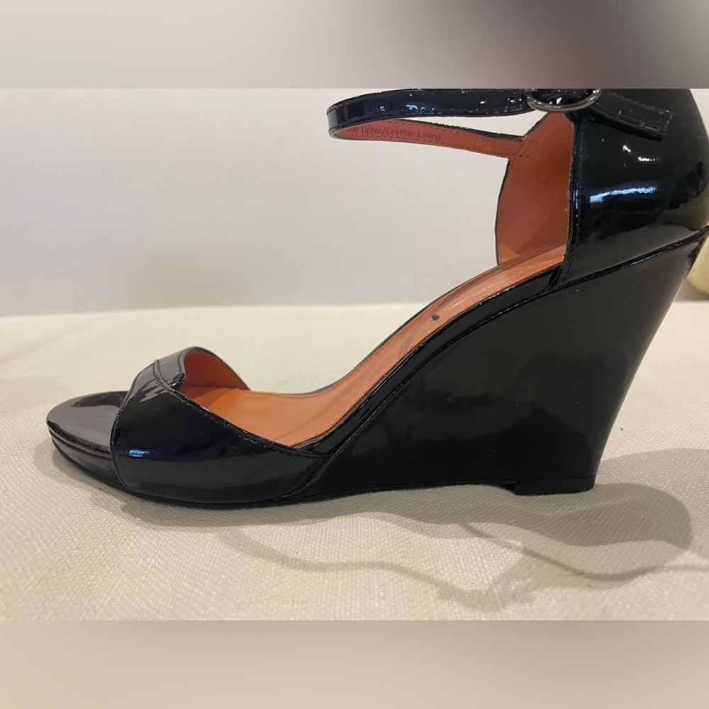 Black Patent Leather Via Spiga wedge sandal.